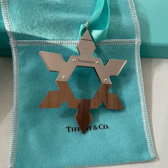 Tiffany & Co. Other - Tiffany & Co star ornament